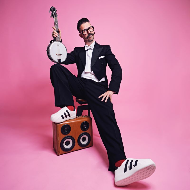 Mr.B The Gentleman Rhymer comes to Heartbreakers, Southampton, this week